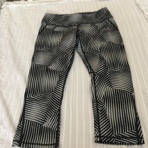 Zella half leggings